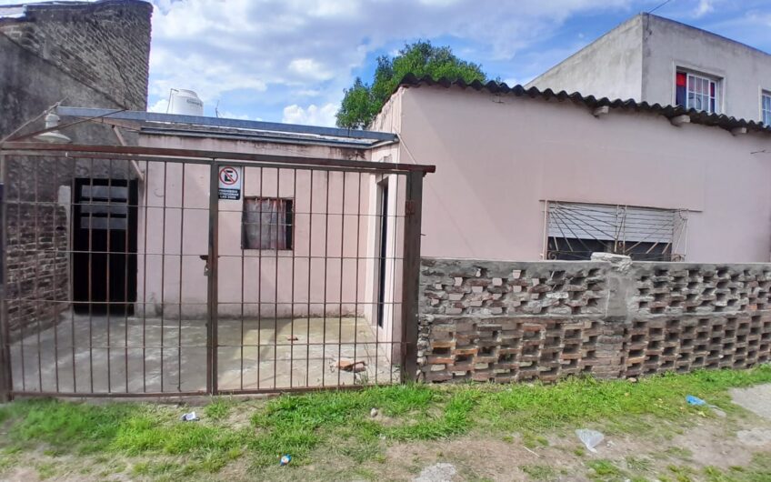 VENTA CASA EN ISIDRO CASANOVA
